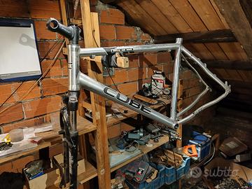 telaio cube LTD alluminio 29 taglia L con forcella