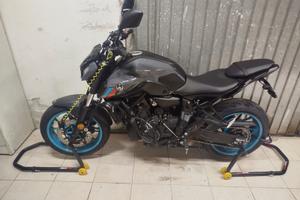 YAMAHA MT-07  (35KW)