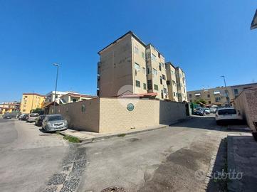 3 LOCALI A NAPOLI