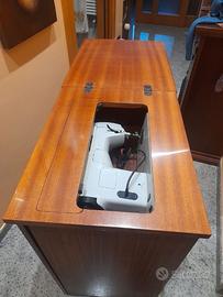 Macchina da cucire "Borletti"