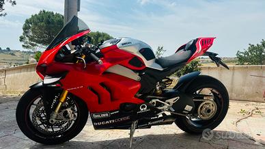 Ducati panigale v4