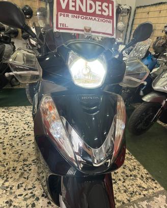 Honda SH 300