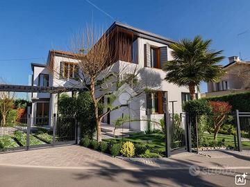 VILLA SINGOLA A VILLORBA