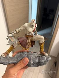 statuetta god of war kratos