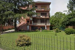 Immobile in asta di 173 m² con 5 locali e box auto