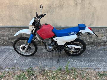 YAMAHA XT600e 3tb