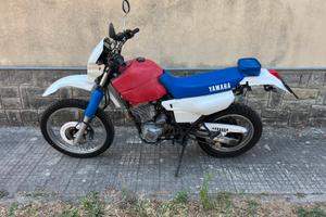 YAMAHA XT600e 3tb