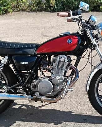 YAMAHA SR500 1981