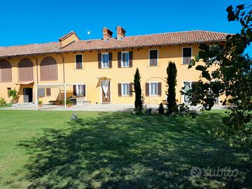 Rustico ristrutturato a nuovo con terreno