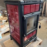 STUFA A LEGNA IN MAIOLICA NUOVA