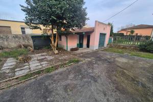 Villa di 120 m² con 4 locali e box auto a Vecchian