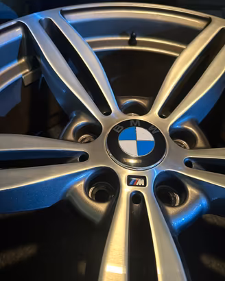 Bmw M5 set cerchi  19” logati M