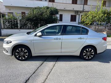 Fiat Tipo 1.3 Mjt 4 porte Lounge