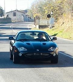 jaguar  XKR COUPE 4.2