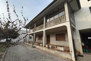 CASA INDIPENDENTE CON DUE UNITA' ABITATIVE, STA...