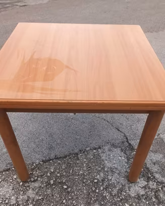 Tavolo quadrato allungabile 