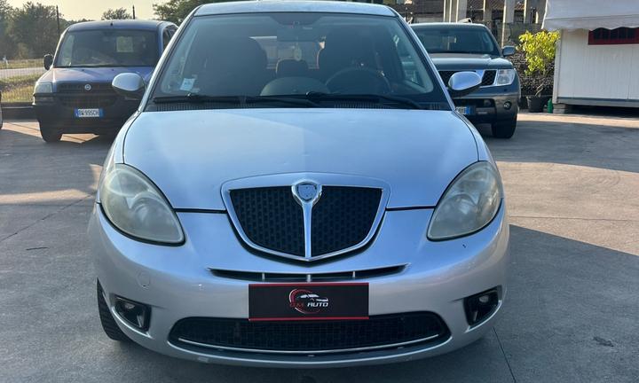 Lancia Ypsilon 1.2 Argento