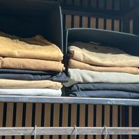 Piccolo stok di 30 pantaloni uomo