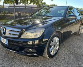 MERCEDES-BENZ C 220 CDI BlueEFFICIENCY Classic