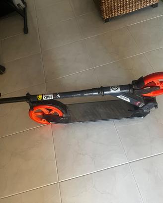 monopattino a spinta oxelo