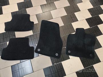 Tappeti NUOVI in moquette "optimat" per T-ROC