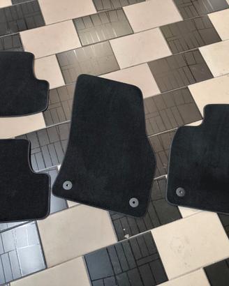Tappeti NUOVI in moquette "optimat" per T-ROC