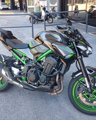 Kawasaki Z900 