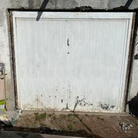 Porta basculante per box o magazzino