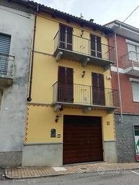 Casa singola su due piani
