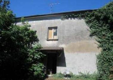 Immobile in asta di 273 m² con 5 locali e box auto