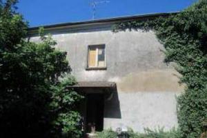 Immobile in asta di 273 m² con 5 locali e box auto