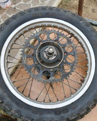 Ruote complete honda 250 del 82/83