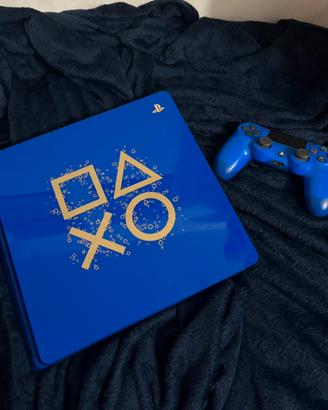 PS4 Slim LIMITED EDITION "Days of Play"