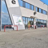 NEGOZIO A CRESCENTINO