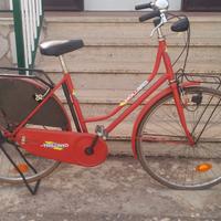 Bicicletta Holland  rossa 