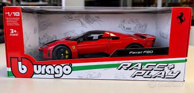 Bburago Ferrari F80 1:18 Race & Play Rossa