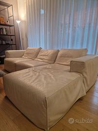 Divano  in pelle bianca marca Saba