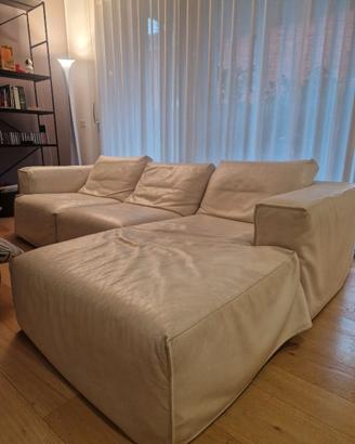 Divano  in pelle bianca marca Saba