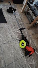 Decespugliatore con filo e 2 dischi da taglio