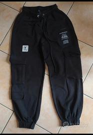 Pantaloni cargo