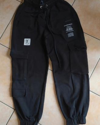 Pantaloni cargo