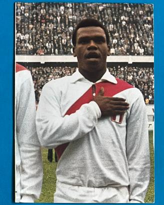 JULIO BAYLON 67 Peru MEXICO 70 Bergmann figurina