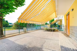 Appartamento di 59 m² con 2 locali e box auto a Do