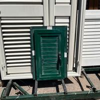 Persiana in alluminio colore verde