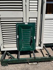 Persiana in alluminio colore verde