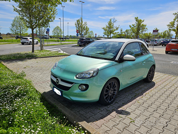 Opel Adam 1.2 70cv - neopatentati