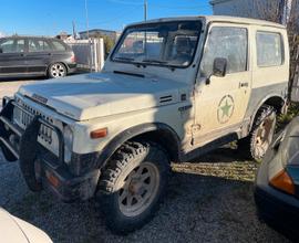 Suzuki SJ 410 Berlina De Luxe