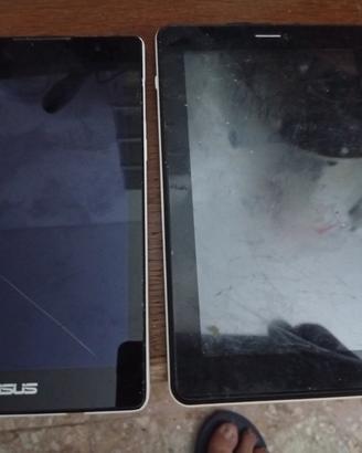 2 tablet piccoli 1 Asus,1 made in china
