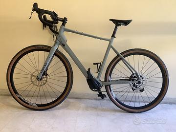 Bici gravel megamo kansas (e-bike)