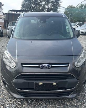 Ford Tourneo Connect 1.5 TDCi 120 CV Titanium